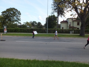 Trešajā aplī man tiek rādīts uzmundrinājuma plakāts :)