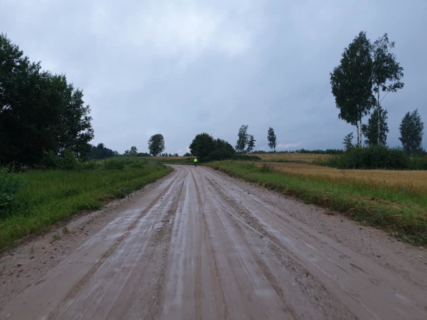 Daudz un skaisti salijušas grantenes.